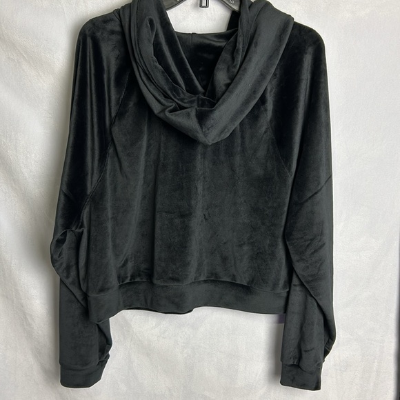 Victoria Secret bundle sweatshirt and sweatpants - Picture 4 of 9